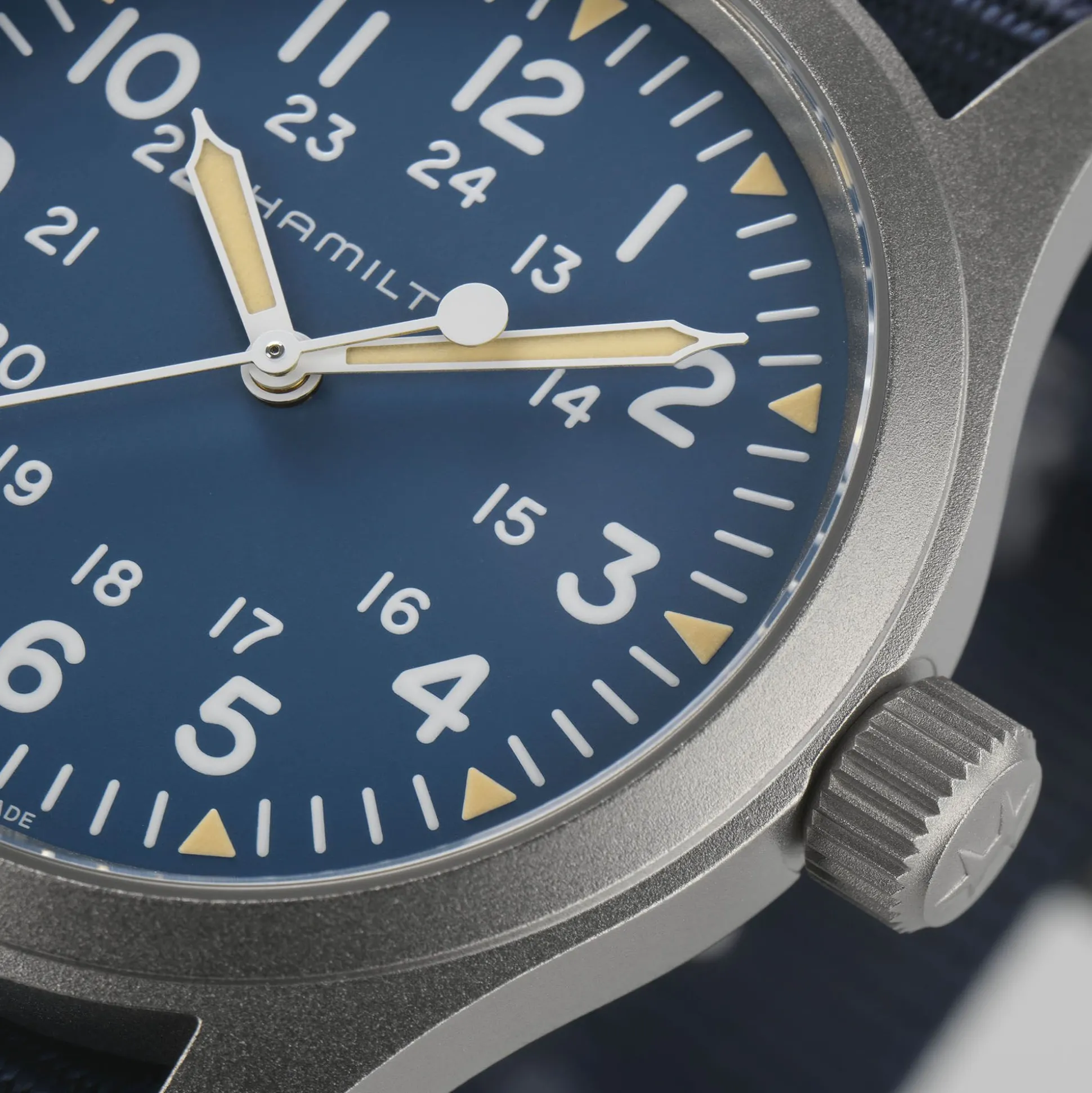 Khaki Field Mechanical