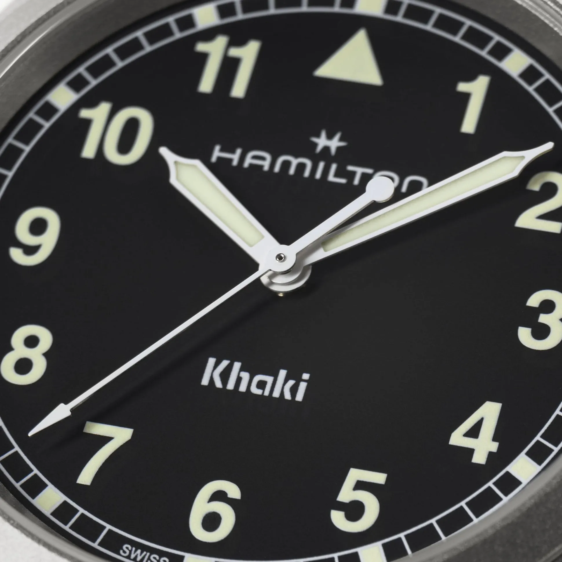 Khaki Field Quartz 38mm
