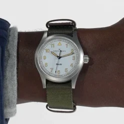 Khaki Field Quartz 38mm